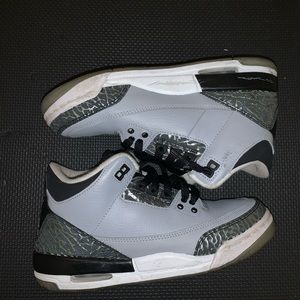 Wolf Grey Jordan 3’s
